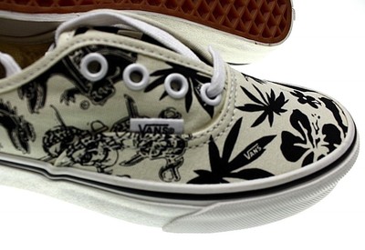 vans off the wall off white