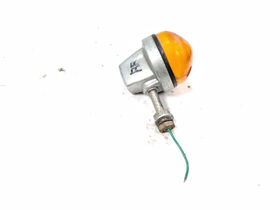 1976 Triumph Bonneville 750 T140 右后转向信号指示灯 — 第 2/4 张图片