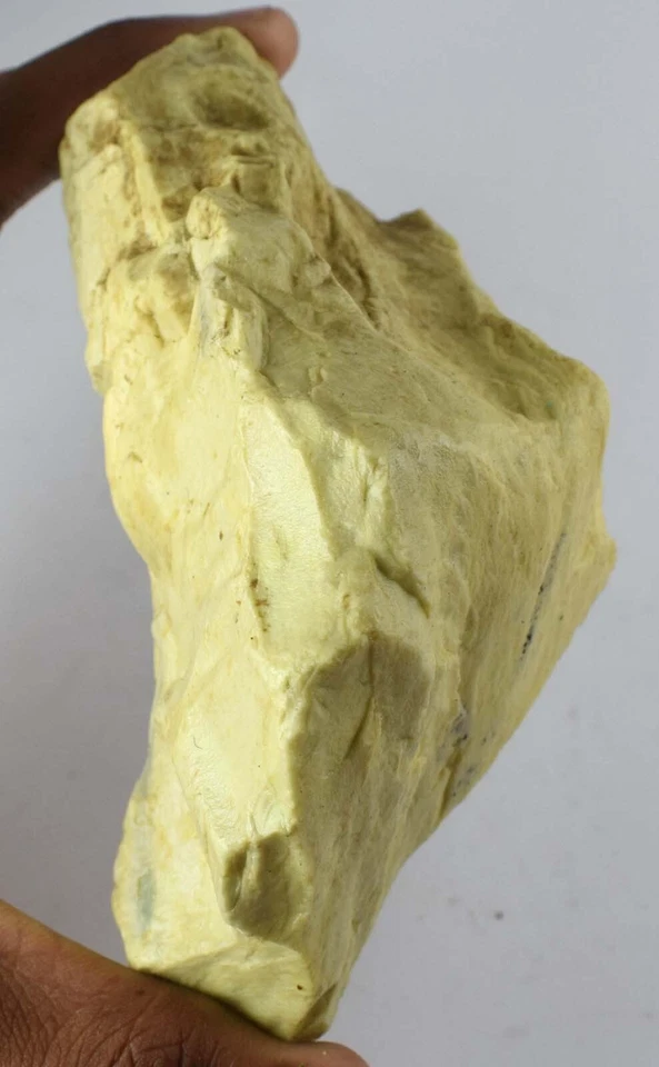 New Product 2080 Ct Yellowish Green Serpentine Gemstone Rough Natural Untreated - Image 2 of 4