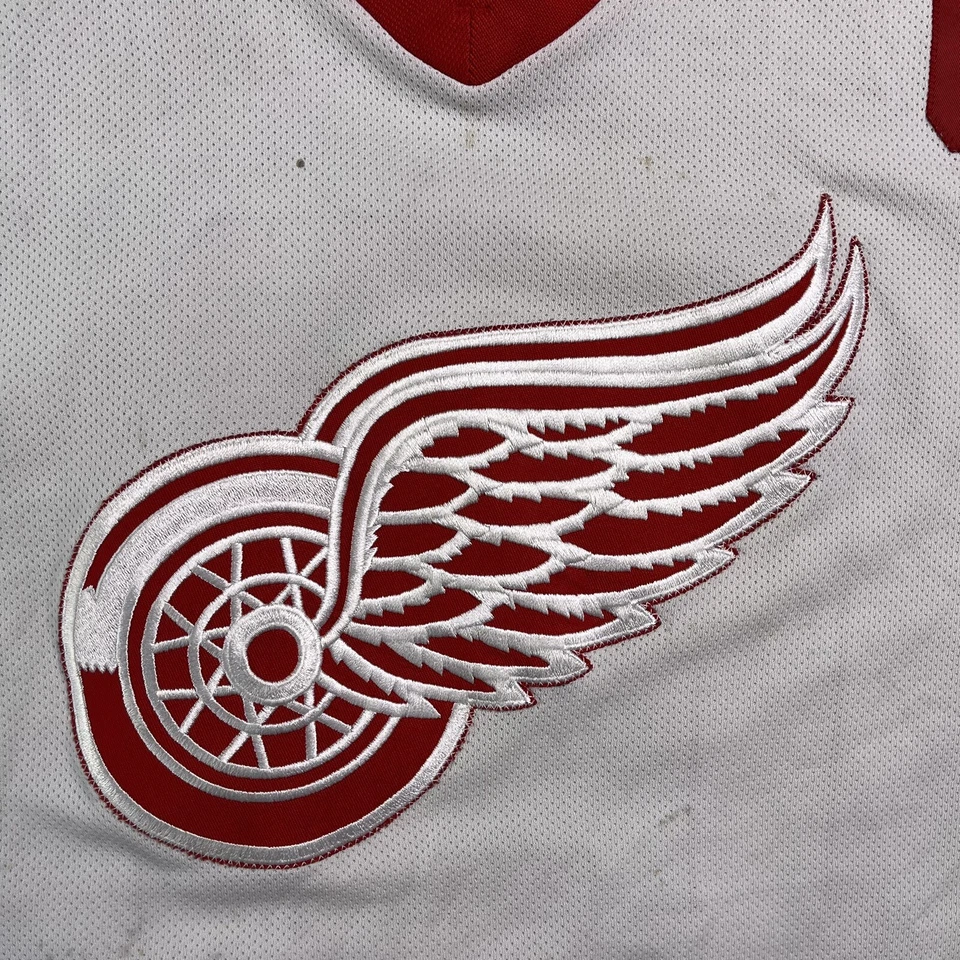 Camiseta deportiva de hockey Steve Yzerman Pro Player Detroit Red Wings NHL X-Large blanca *Leer Foto 4 de 4