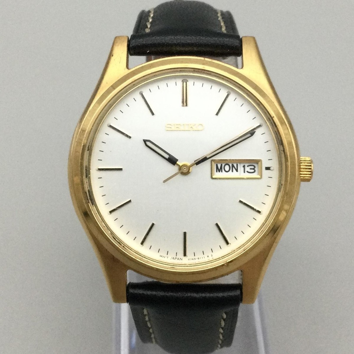 Vintage Seiko Mens Watch 36mm Day Date Gold Tone V743-9009 New