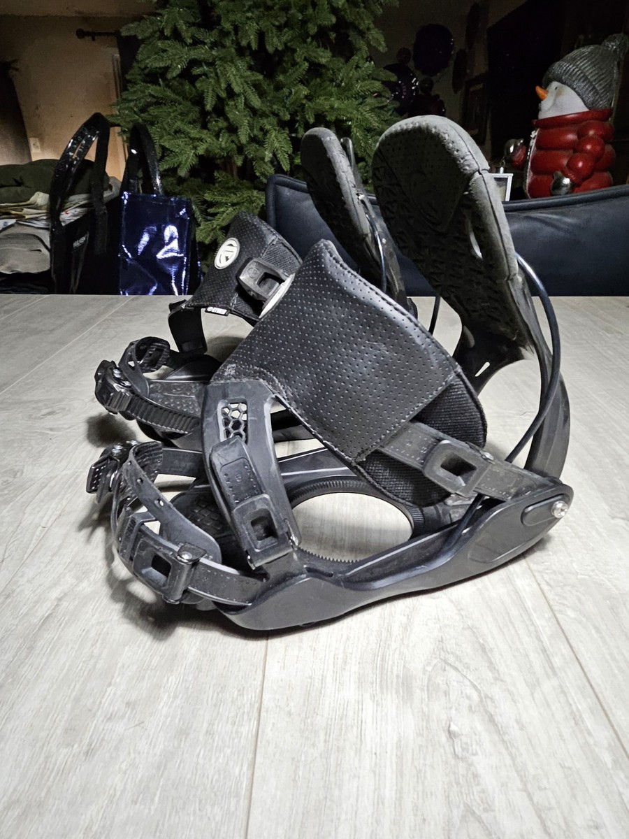 November Liver 148cm Flow HAYLO M(22.5～) 2019 / 2020 | Flow Haylo Snowboard Bindings | Video Review