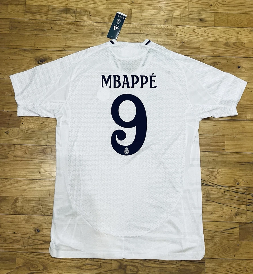 Camiseta Real Madrid 2024/2025. Talla XXL versión jugador. Dorsal 9 Mbappe - Imagen 2 de 4