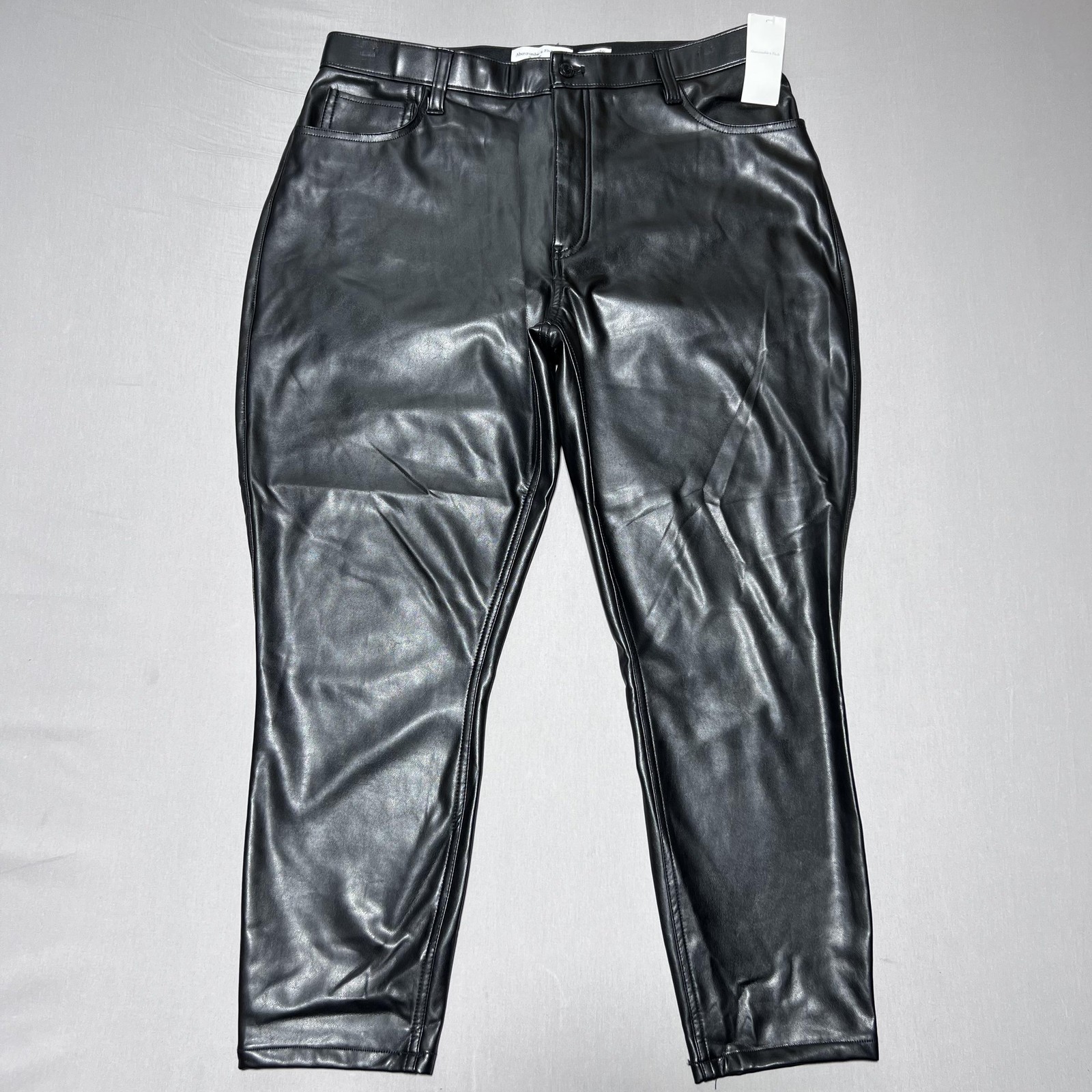 NWT Abercrombie & Fitch Curve Love Skinny Vegan Leather High Rise Pants 33/16