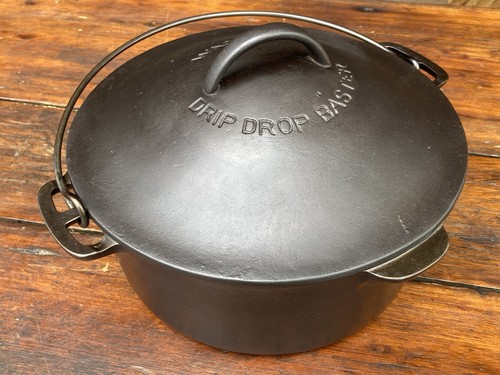 Wagner Ware Cast Iron #8 “Turtle Top” Dutch Oven
