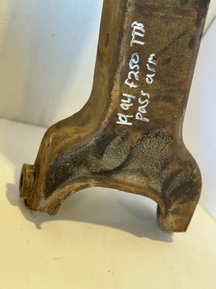 Ford F250 Dana 1986-1994 50 TTB paso delantero derecho eje viga carcasa usada OEM Foto 4 de 4