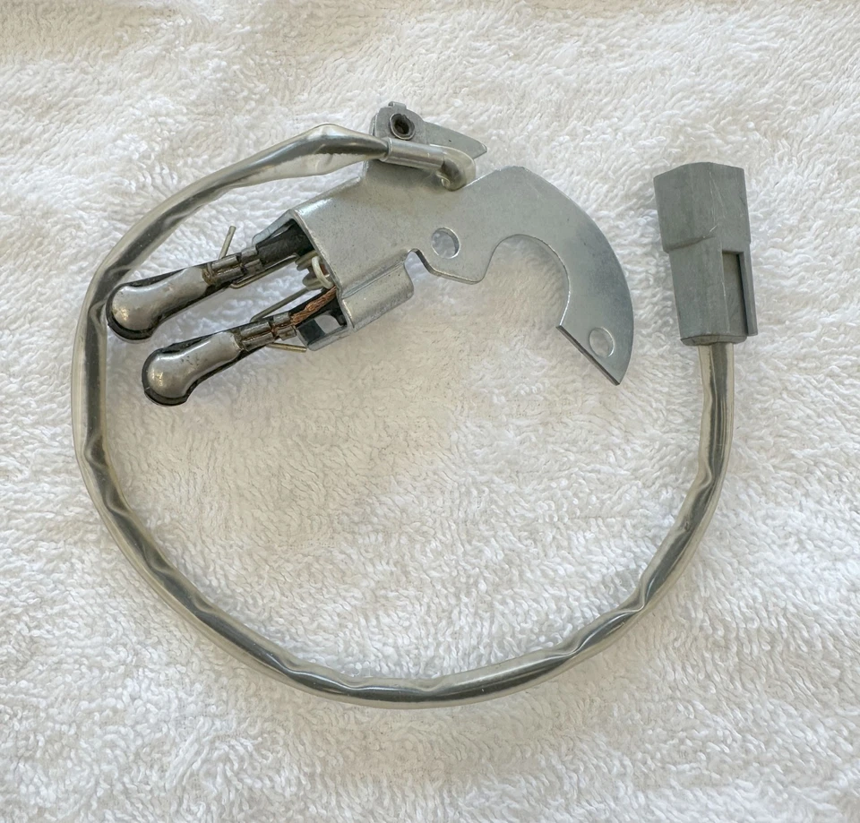 NOS MoPar 1957-61 A/C Compressor Clutch Brush Dodge Plymouth Chrysler DeSoto - Image 3 of 4