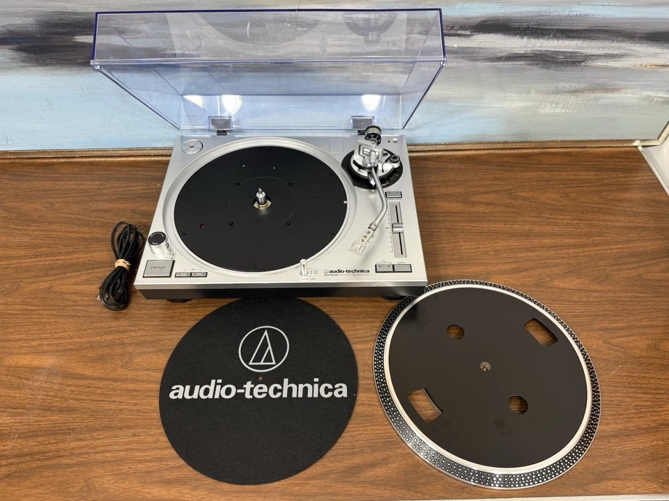 Audio-Technica AT-LP120-USB Direct-Drive Professional Turntable ( NEEDS RCA ) - Image 4 of 4