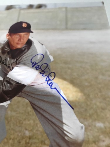 HAL NEWHOUSER Autograph 8 x 10 Photo Autograph DETROIT TIGERS AUTO - Picture 2 of 2