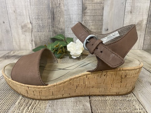 Eddie Bauer braune Kara Kork Keilabsatz Schnalle mittelhoher Absatz Sandalen US Damen 9 Sommer - Bild 9 von 15