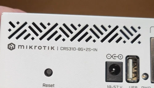 MikroTik CRS310+8G+2N+IN