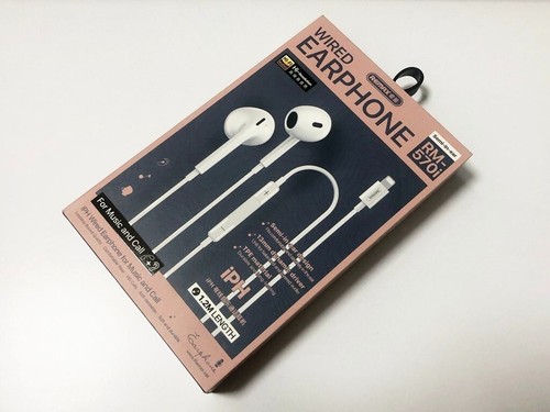 Remax RM-570i Wired Earphone Headphone In-Ear Mic Hi-Fi For iPhone 11 12 13 14 - Picture 1 of 2