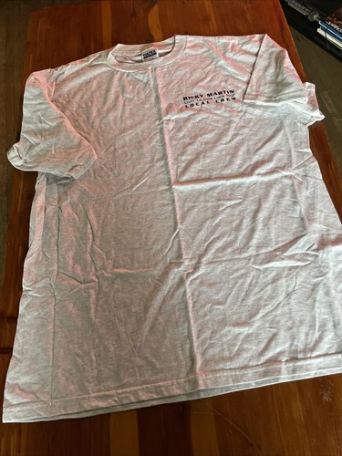 Vintage 1999 Ricky Martin Livin La Vida Loca Crew Tour Shirt - Picture 2 of 6