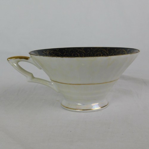 Vintage Tea Cup Saucer Iridescent Ruffled Porcelain Black Rim Gold Trim Japan - Picture 4 of 10