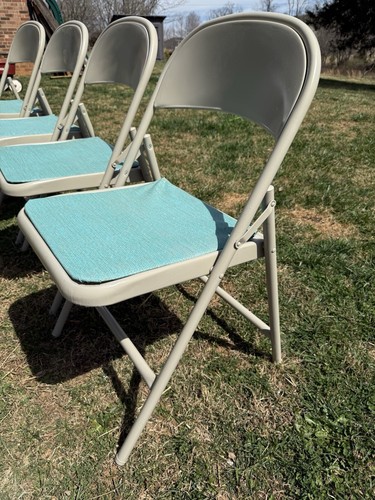 🍊Vintage Lot of 4 MCM Durham Metal Folding Chairs w/ Green Vinyl Seats Beige - Picture 8 of 21