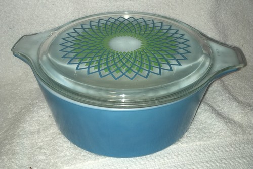 1960s Pyrex SPIROGRAPH Promo 2.5 QT Round Casserole Dish 475 w/Glass Lid Mcm