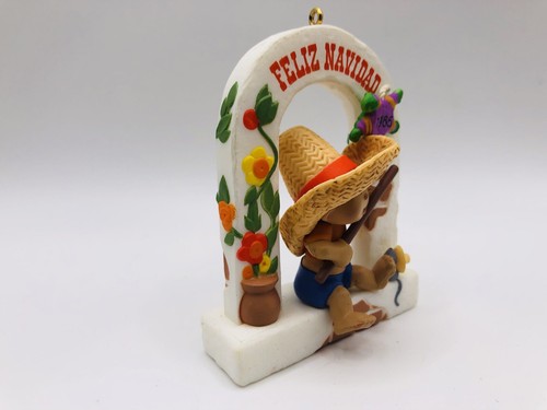Hallmark 1985 Windows Of The World Collectors Series Ornament - Feliz Navidad - Picture 5 of 8