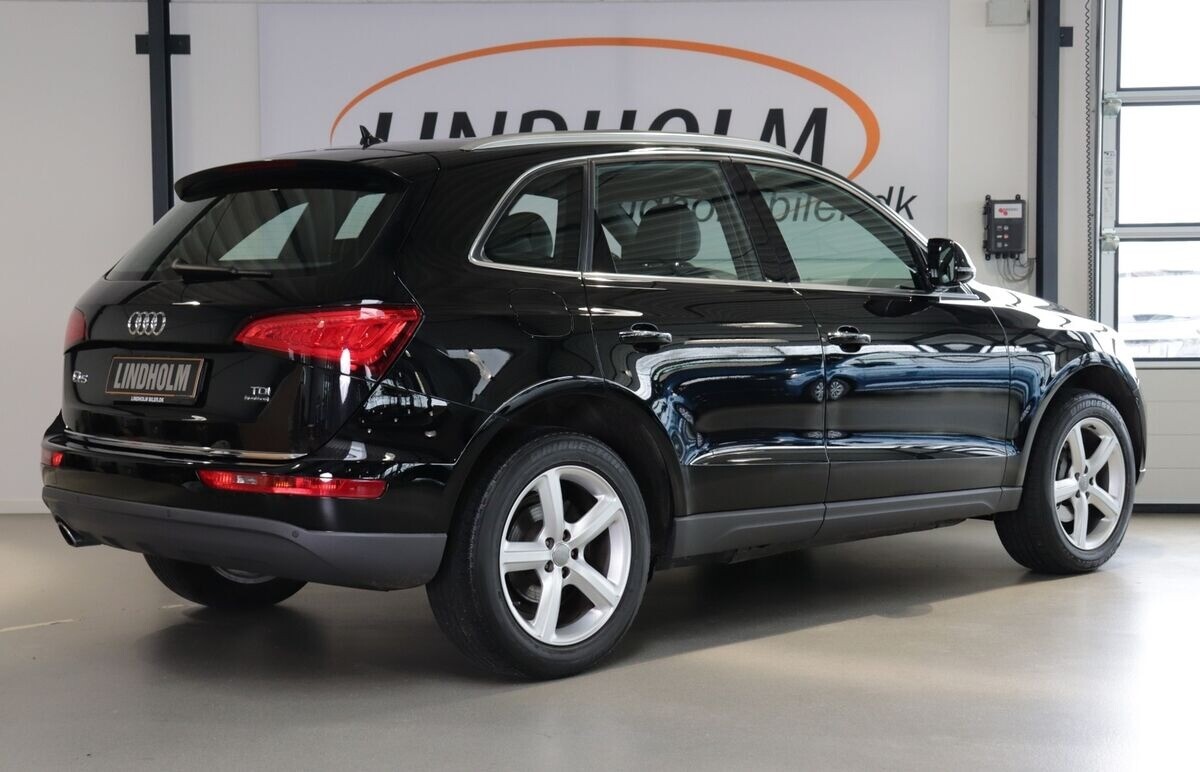 Audi Q5 2,0 TDi 190 S-line quat. S-tr. Van