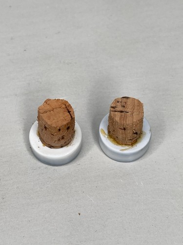 VTG Aquincum Budapest Hungary Perfume Bottle Pair w/Stoppers Flower Porcelain - Imagen 8 de 9