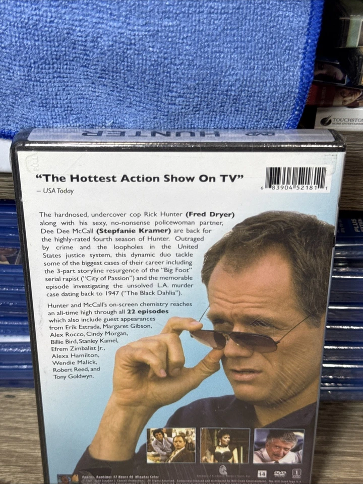 Hunter The Complete 4th Season Fred Dryer DVD 4 Disc Set 2011 Stepfanie Kramer - Image 3 of 3