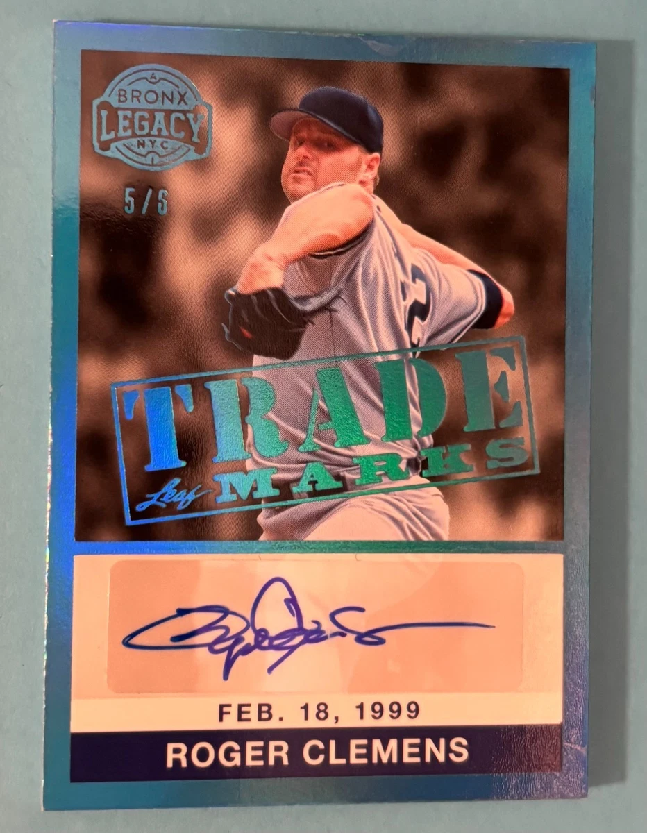 Leaf Roger Clemens Baseball Autographed Sports Trading Cards