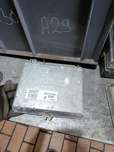 Renault R19 Motorsteuergerät Steuergerät Motor HOM7700731802 7700859511