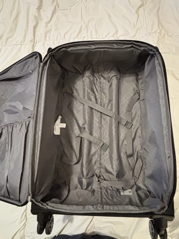 Samsonite 25" Spinner Luggage Black (Expandable) - Image 3 of 4