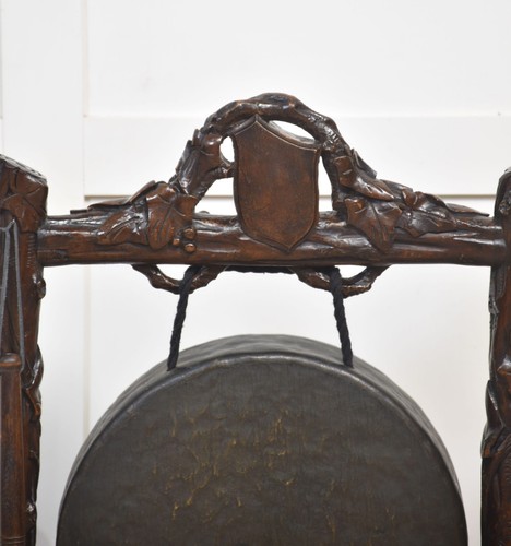 Carved Oak Framed Dinner Gong | Naturalistic Branch Design | Late 19th Century - Picture 3 of 7