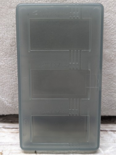 Original-Zubehör-Hersteller Game Boy Advance Spielhülle - für 3 Spiele! (Nintendo GBA)