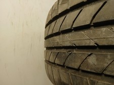 TYRE GOODYEAR EFFICIENT GRIP  RUNFLAT  2055017 89Y  DOT 0123  APPROX 7MM  BRANDE