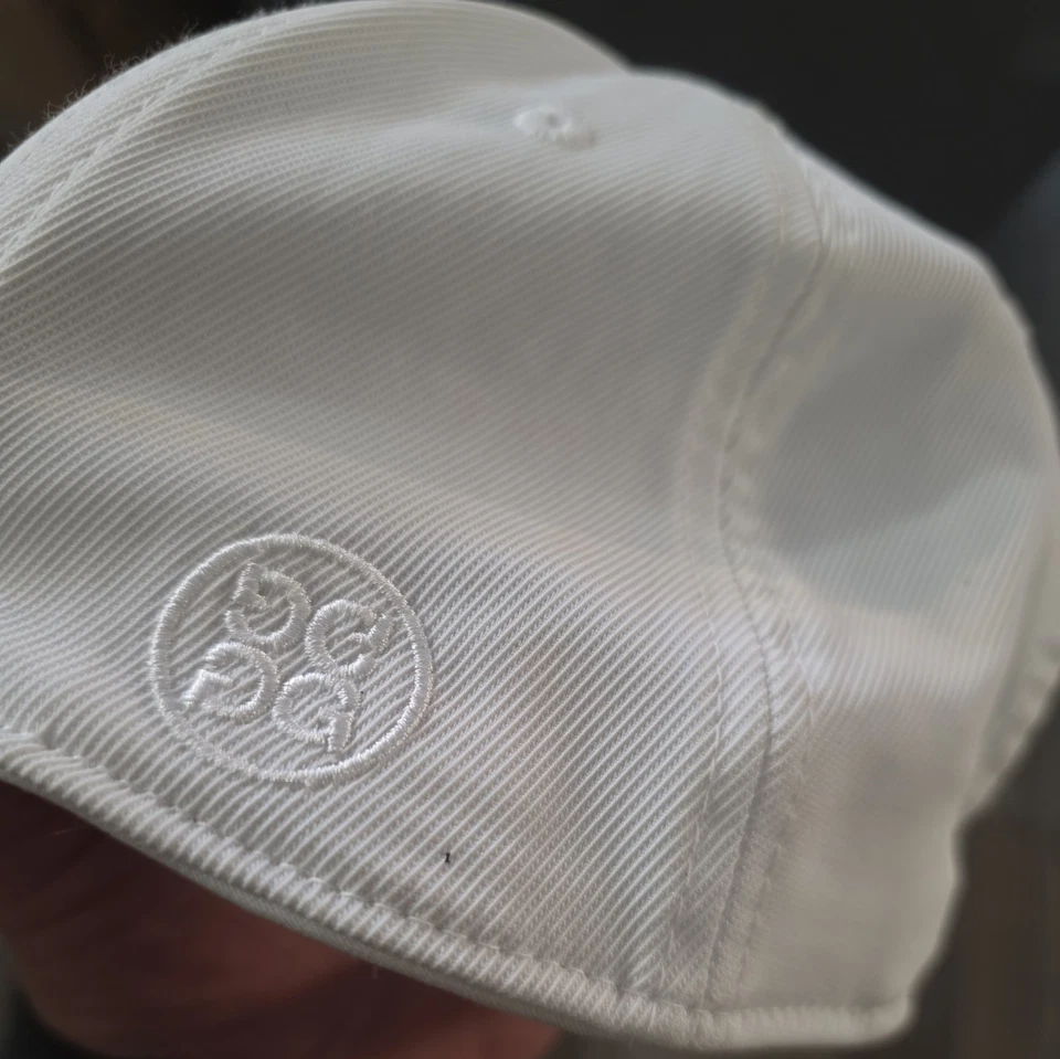 G/Fore Sombrero Gorra A Presión Trasera TODO Blanco Golf Atlético Nylon Para Hombres SOMBRERO DELANTERO Foto 2 de 4