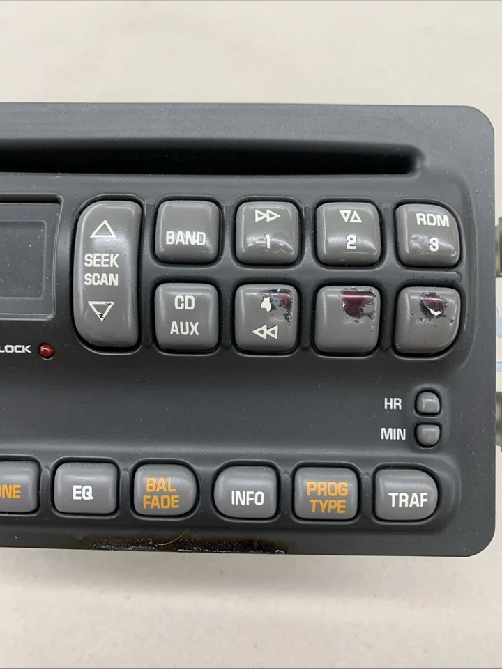 Pontiac Bonneville 2003 unidad principal de radio unidad estéreo OEM reproductor de CD 25734853 #0596 Foto 4 de 4