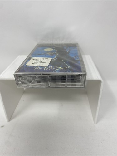 Fear Of The Dark By Iron Maiden Cassette Tape Sealed - Picture 4 of 6