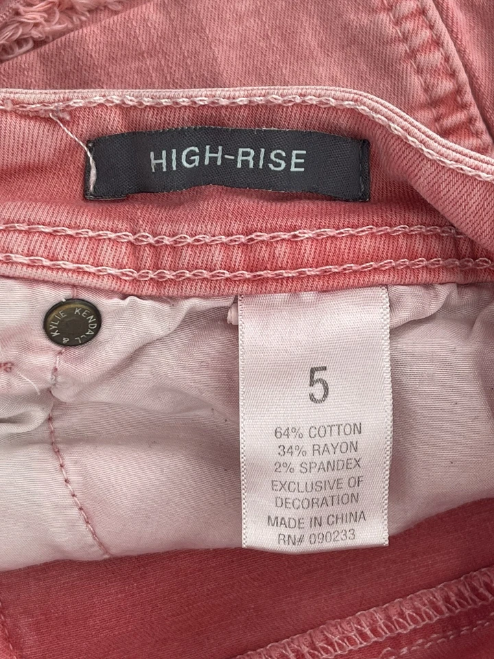 Pantalones Cortos Kendall & Kylie Tachonados Cortados Elastizados Para Mujer Talla 5/6 Rosa Tiro Alto Foto 4 de 4