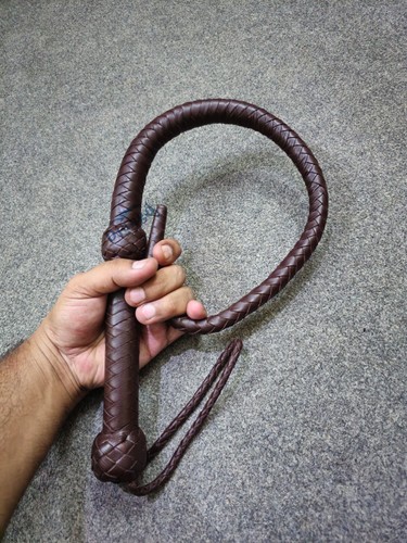 Top Cowhide Leather Set 4 Feet Bullwhip 31'' Kinky Whip & 9 Tails Stingy Flogger - Picture 16 of 26