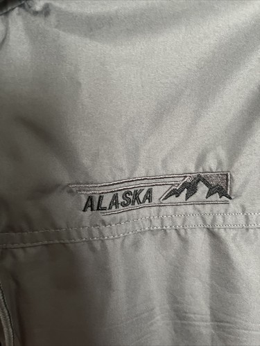 Prairie Mountain Mens Hooded Rain Jacket Alaska Embroider Size M - Picture 5 of 5