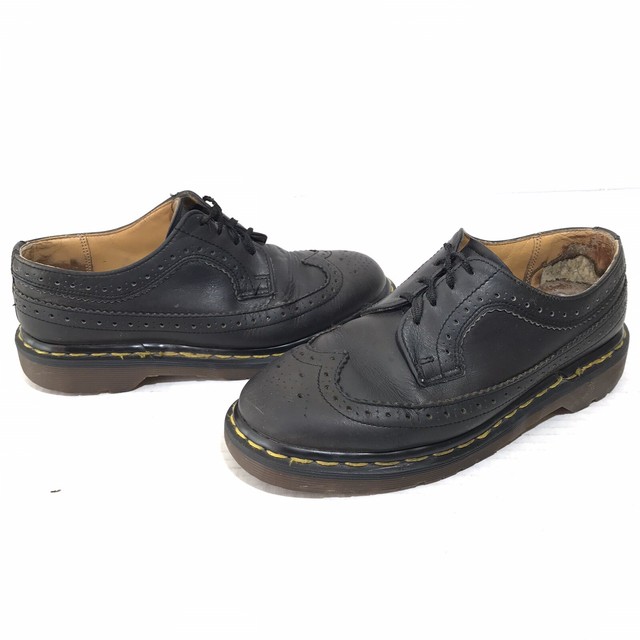 dr martens wingtip brogue