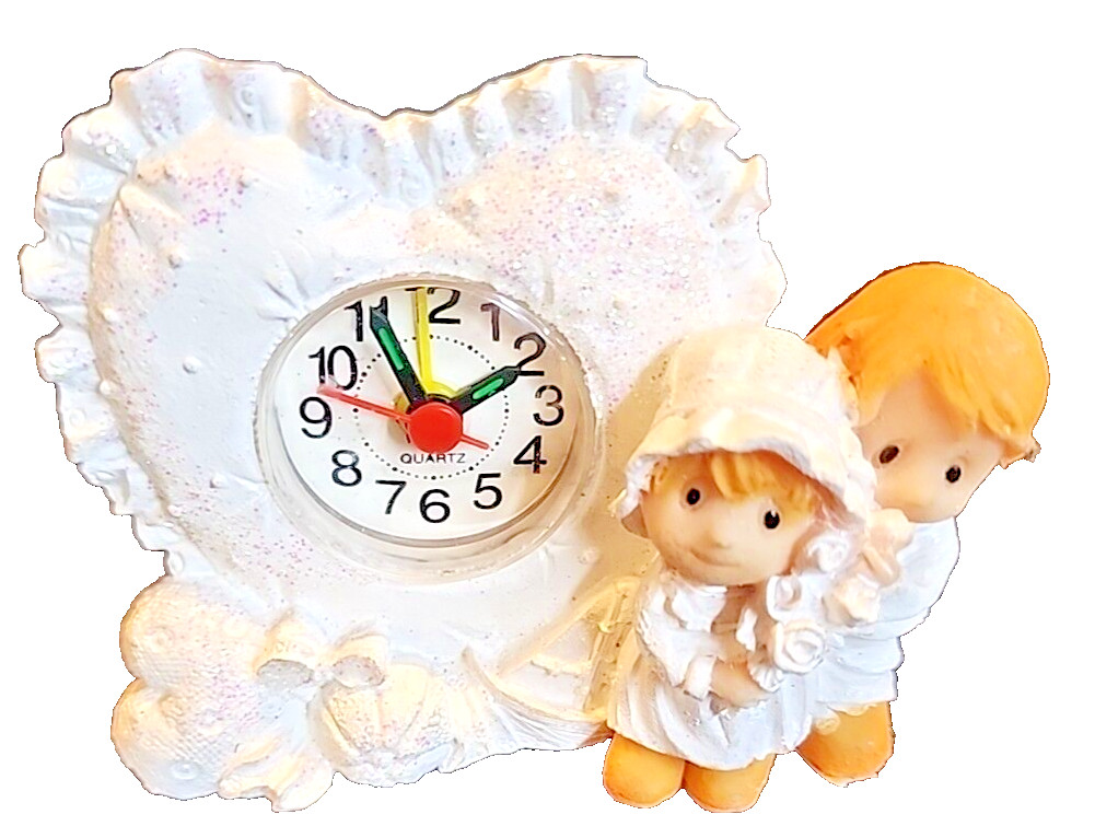 Heart Shaped Battery Operated Small Alarm Clock Table Top Cute Couple (T152)