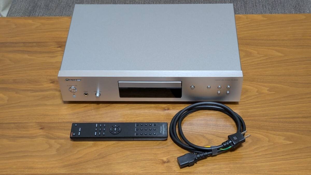 Pioneer PD-30AE CD Player Pure Audio Tested w/ Remote | eBay