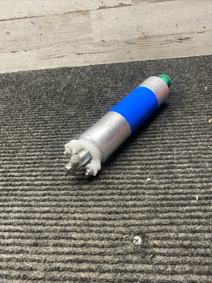 Bomba de combustible eléctrica-CRQ Premium TYC 152062-A Foto 2 de 4