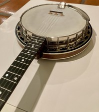 Deering Sierra 5-String Banjo With Resonator