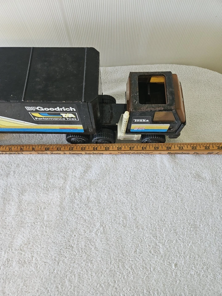 Tonka Pressed Steel B F Goodrich Performance Tires Tractor Trailer - Image 2 of 4