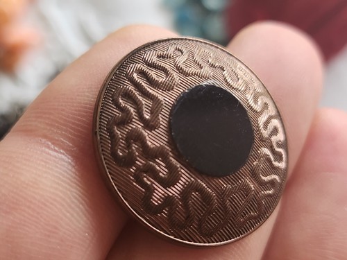 Antique Black Brown Glass Button Damask Pattern Metal Foot 2.6cm D14C - Picture 3 of 5