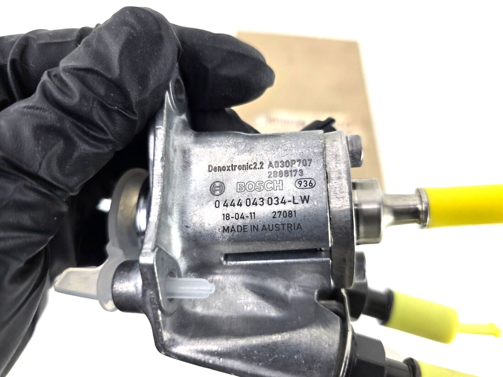 Genuine CUMMINS Injector UREA DEF Doser Module 2888173 Made in Austria ...
