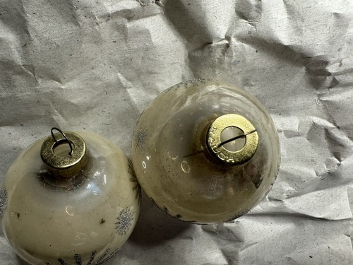 vintage RAUCH Blown Mercury Glass Ball Christmas ORNAMENT LOT/2 stenciled snow - Picture 7 of 7
