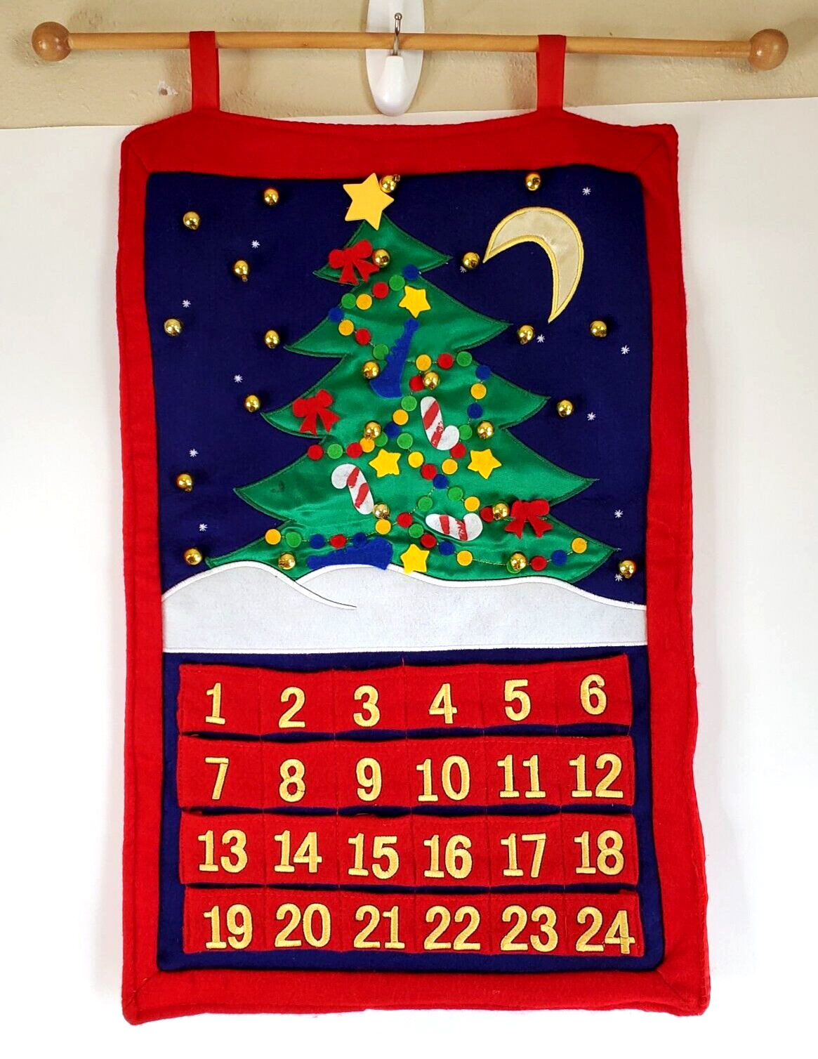 Vintage Christmas Advent Calendar Fabric 24 Pockets Tree Bells Countdown  Wall | eBay