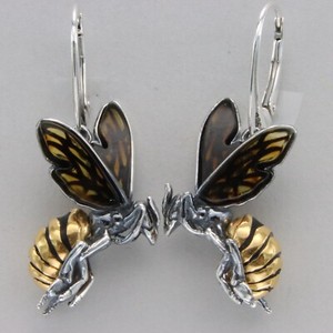 Authentic Gold plated BALTIC AMBER Bee Earrings Leverback - 925 STERLING SILVER #5507e