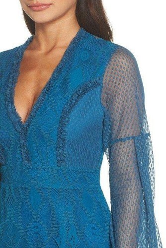 foxiedox VESTIDO DE ENCAJE AZULADO $195 GLORIA Agotado Mangas de Campana Vestido Azul 8 NUEVO CON ETIQUETAS NUEVO - Imagen 2 de 8