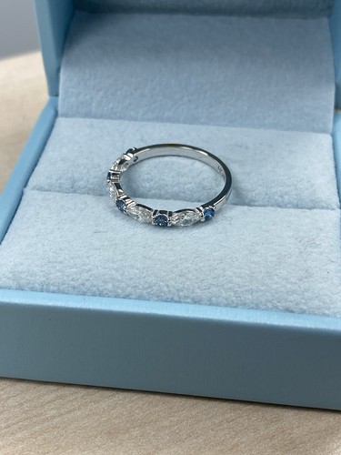 Bague de mariage 0,75 ct marquise cultivée en laboratoire et diamant rond taille brillant or 14 carats - Photo 2 sur 13