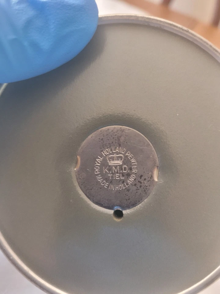 Par de candelabros de peltre Royal Holland de colección 3,75" K.M.D. Tiel Foto 2 de 4